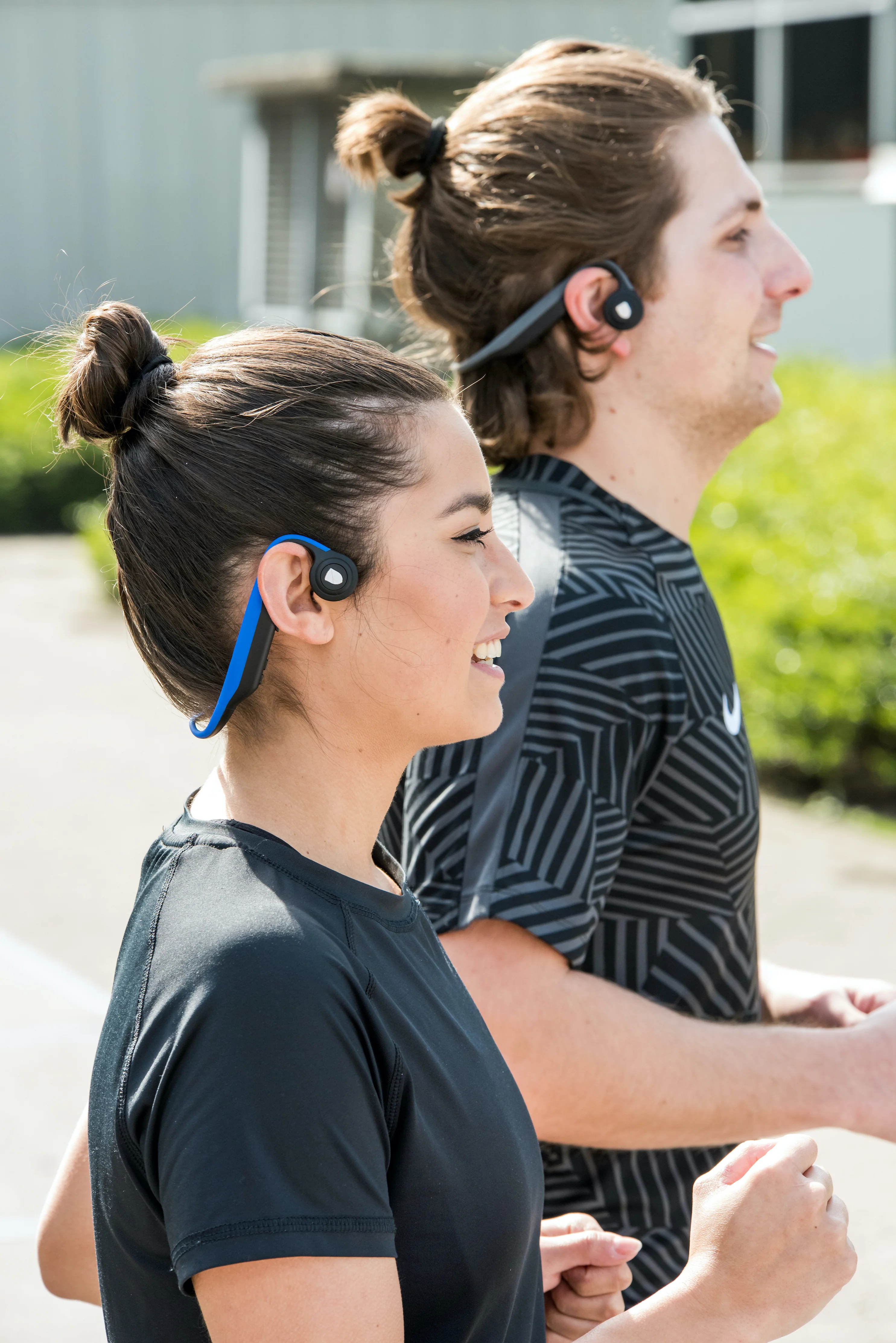 Lenco BCH-1000BU - Casque Bluetooth® à conduction osseuse, bleu - Image 18