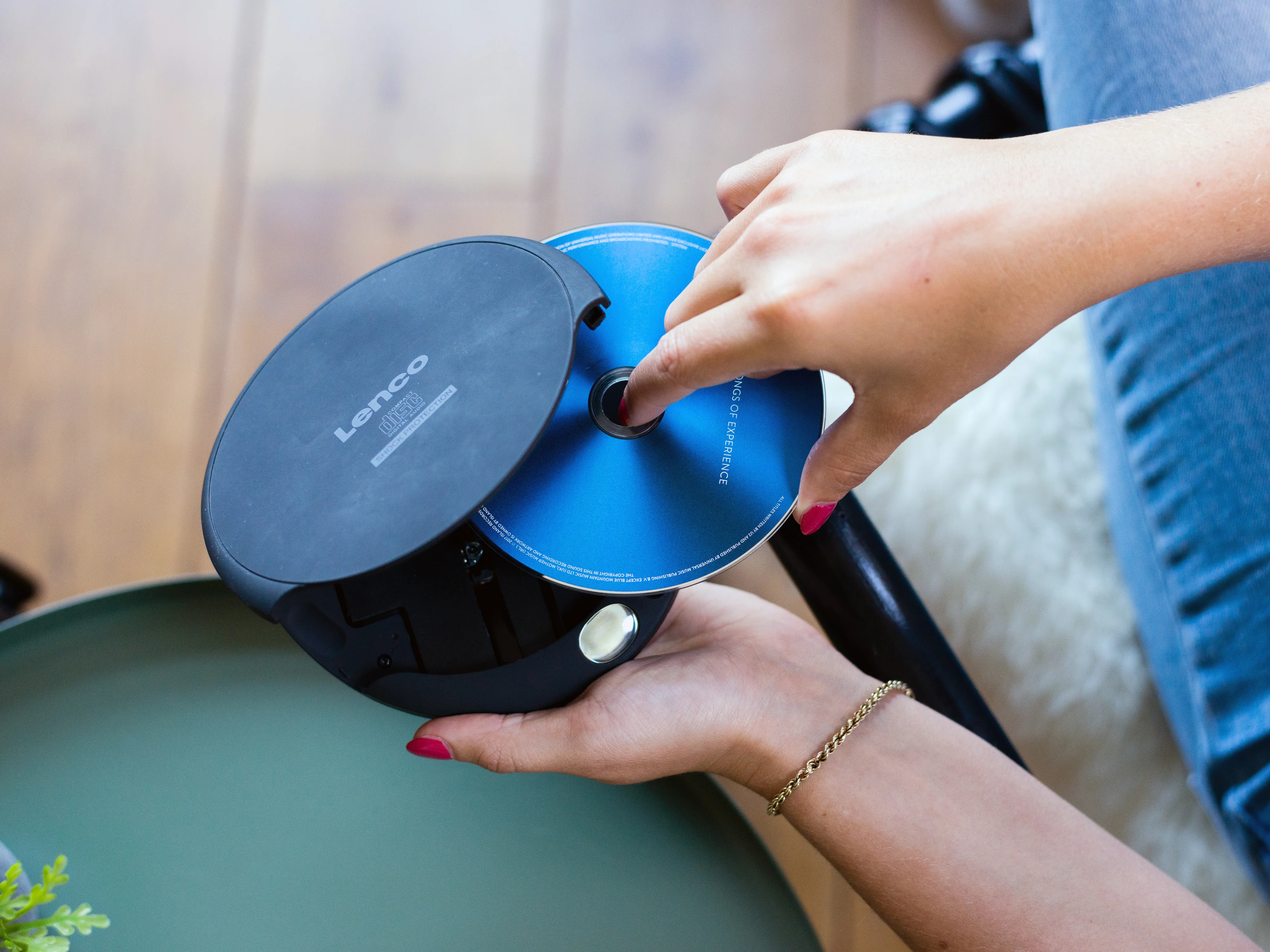 Lenco CD-200 - Lecteur CD portable avec protection contre les chocs - Noir - Image 16