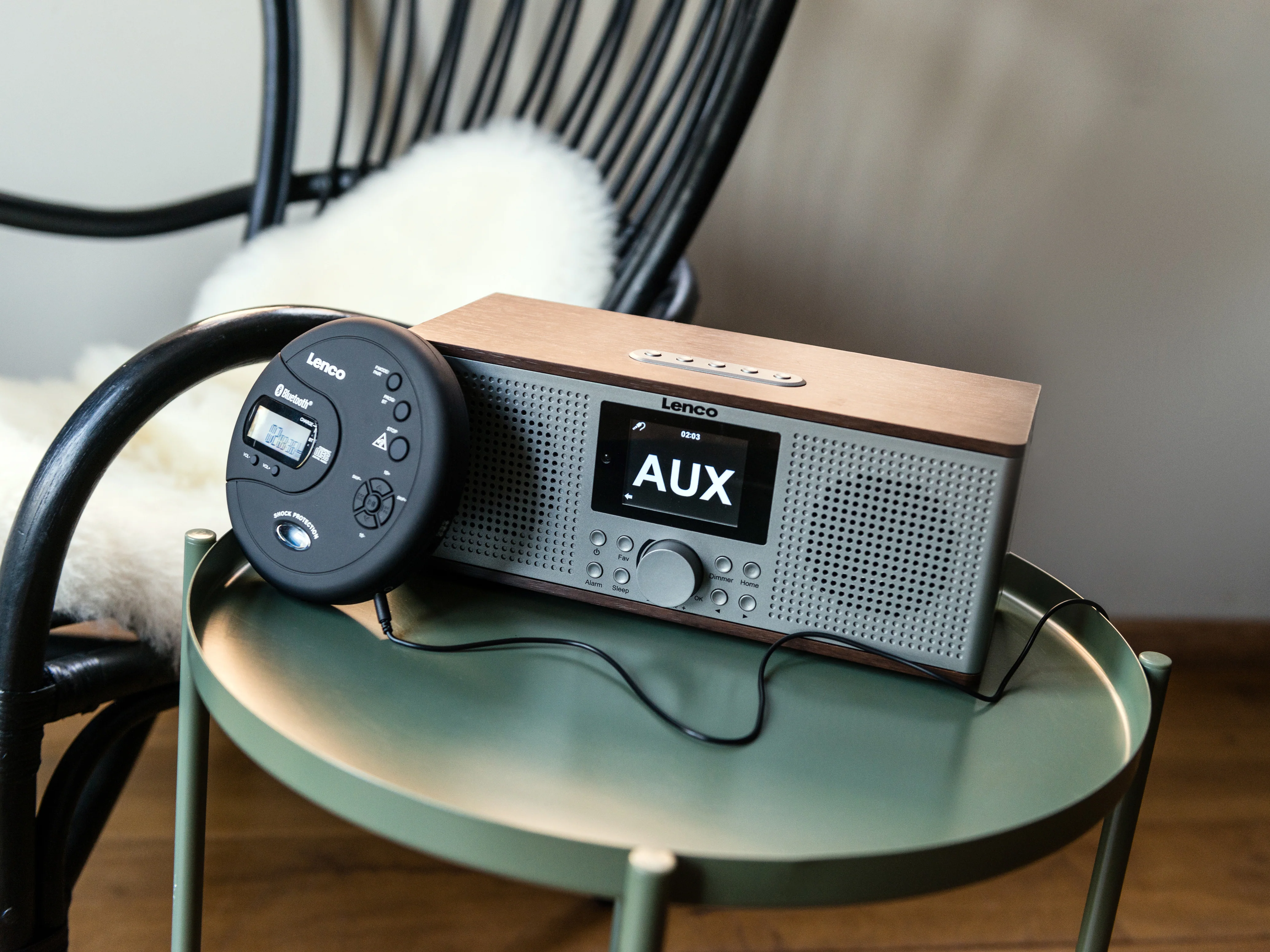 Lenco CD-300BK - Lecteur CD/MP3 Bluetooth® portable avec protection antichoc - Noir - Image 21