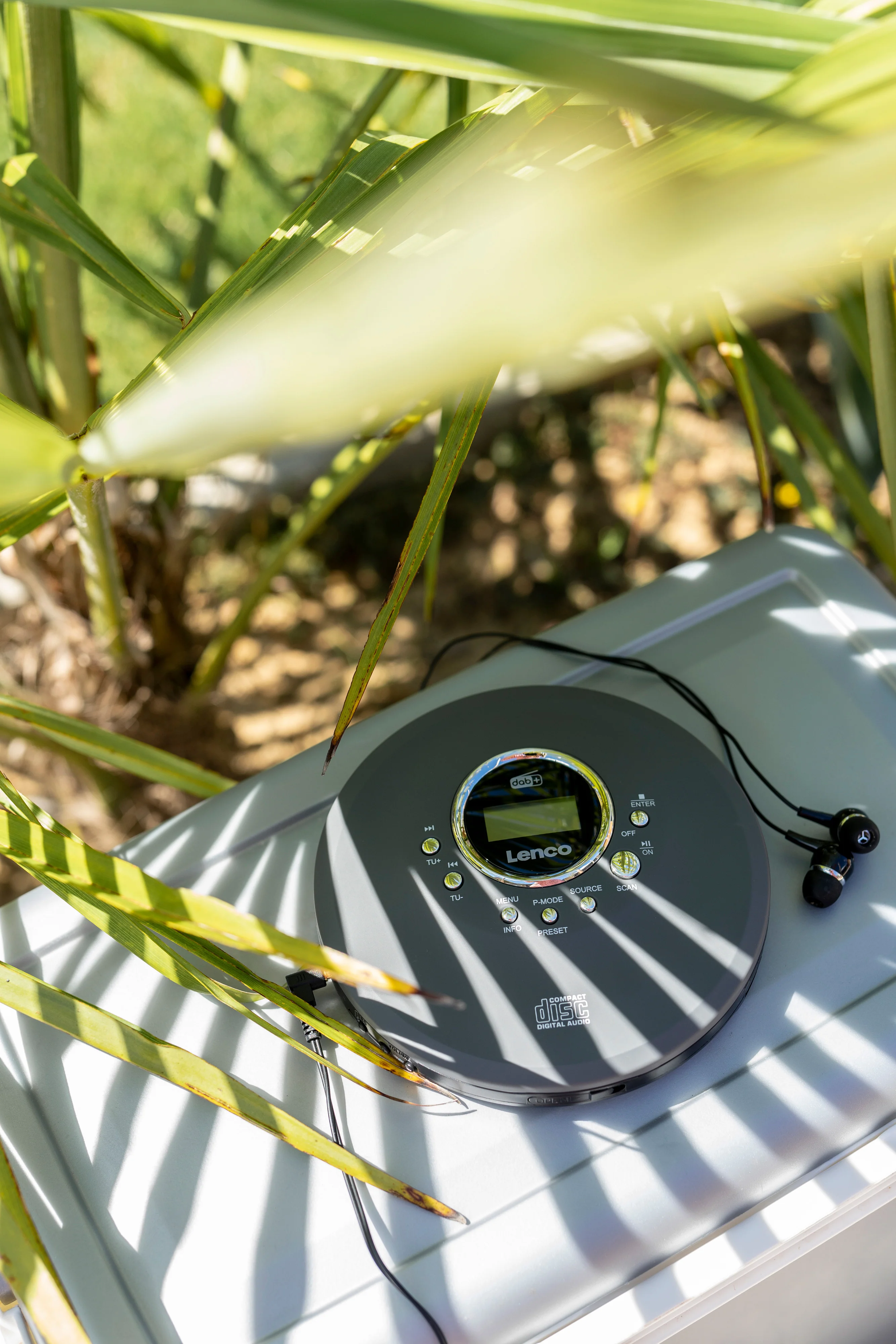 Lenco CD-400GY - Lecteur CD/ MP3 portable pour CD, CD-R, CD-RW - Image 14