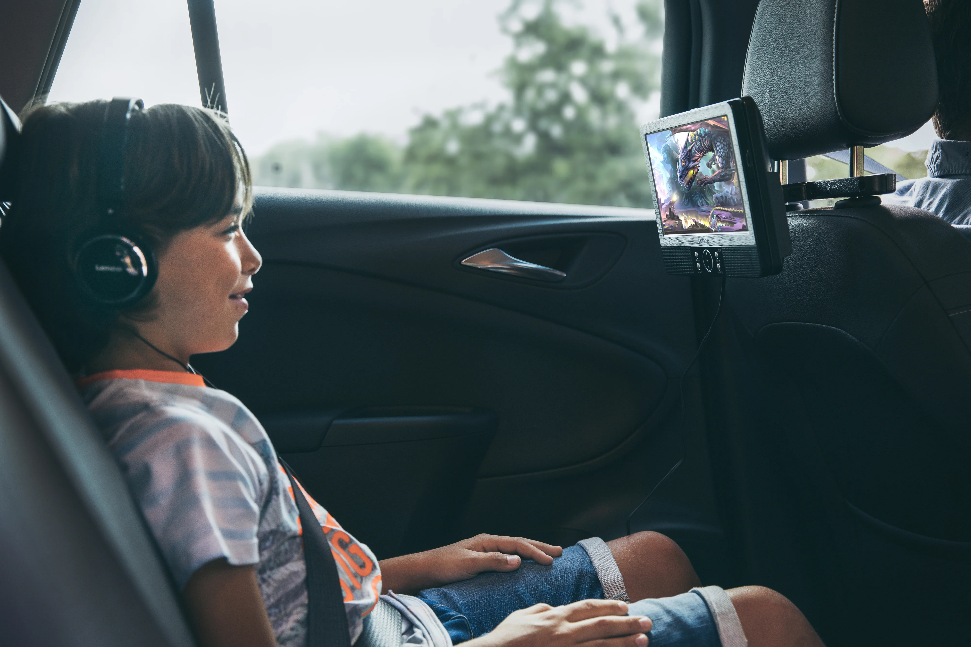 Lenco DVP-1045 - lecteur DVD portable 2 x 10 pouces avec connexion USB, emplacement pour carte SD, pile intégrée, deux casques et deux supports - Noir - Image 19