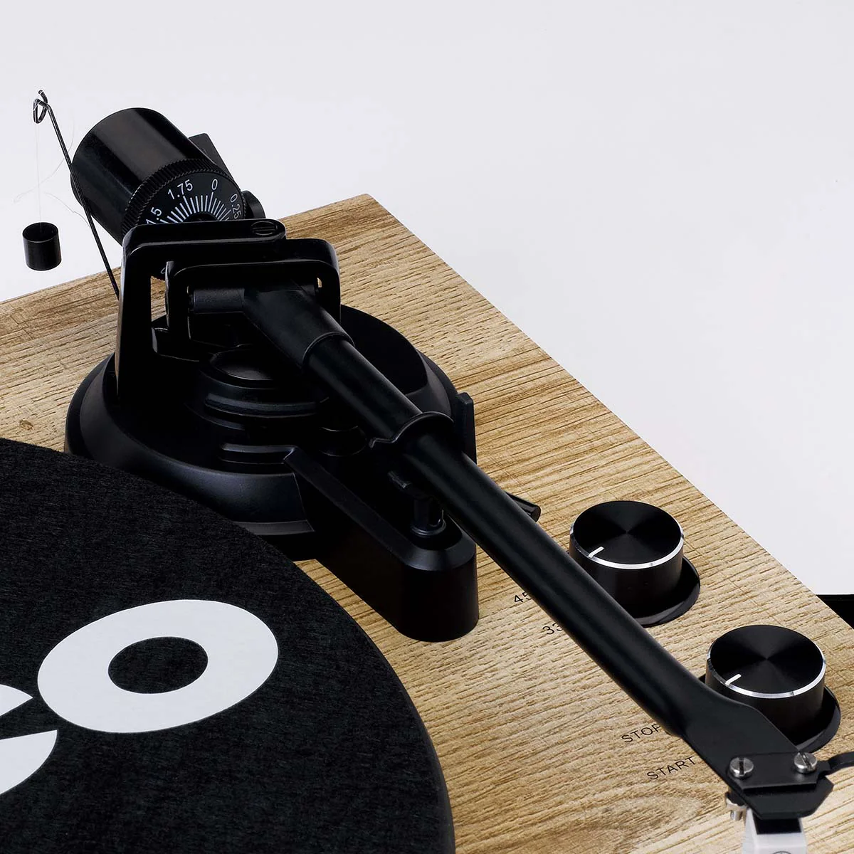 Lenco LBT-188PI - Platine avec transmission Bluetooth®, bois - Image 7