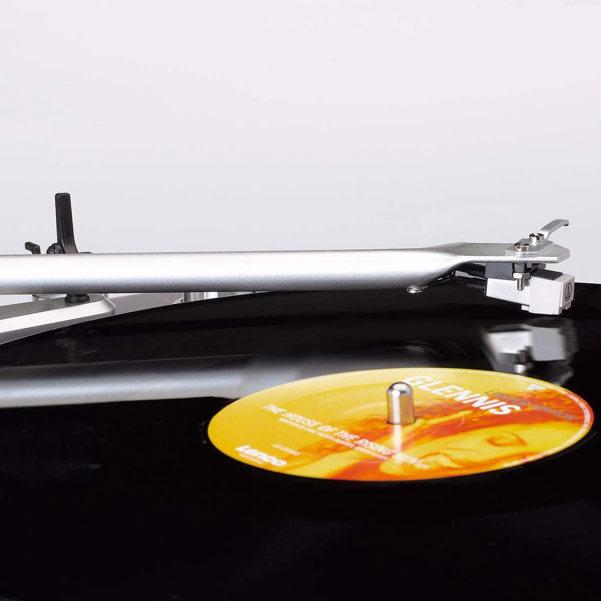 Lenco LBT-188WA - Platine avec transmission Bluetooth®, marron foncé - Image 14