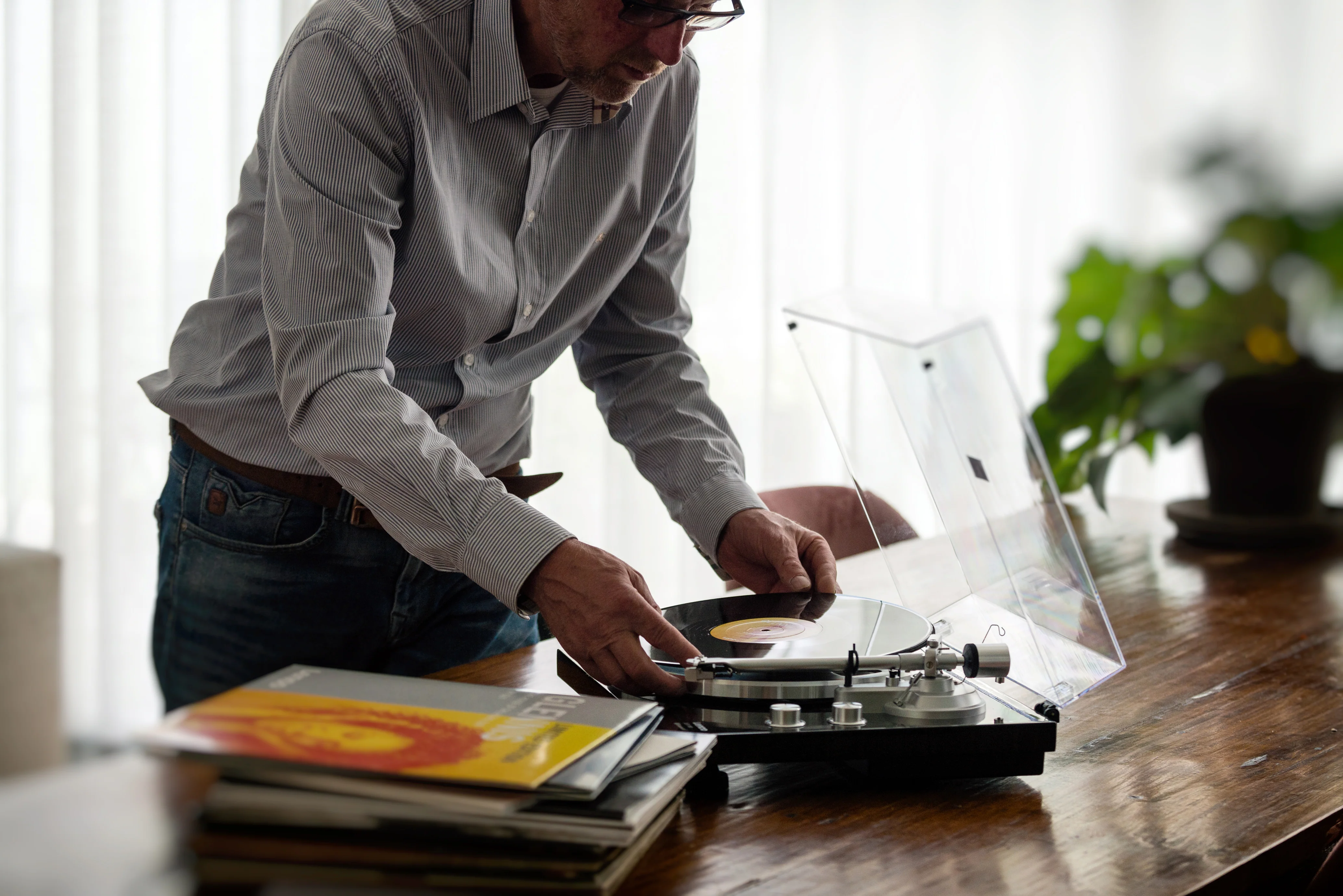 Lenco LBT-188WA - Platine avec transmission Bluetooth®, marron foncé - Image 24