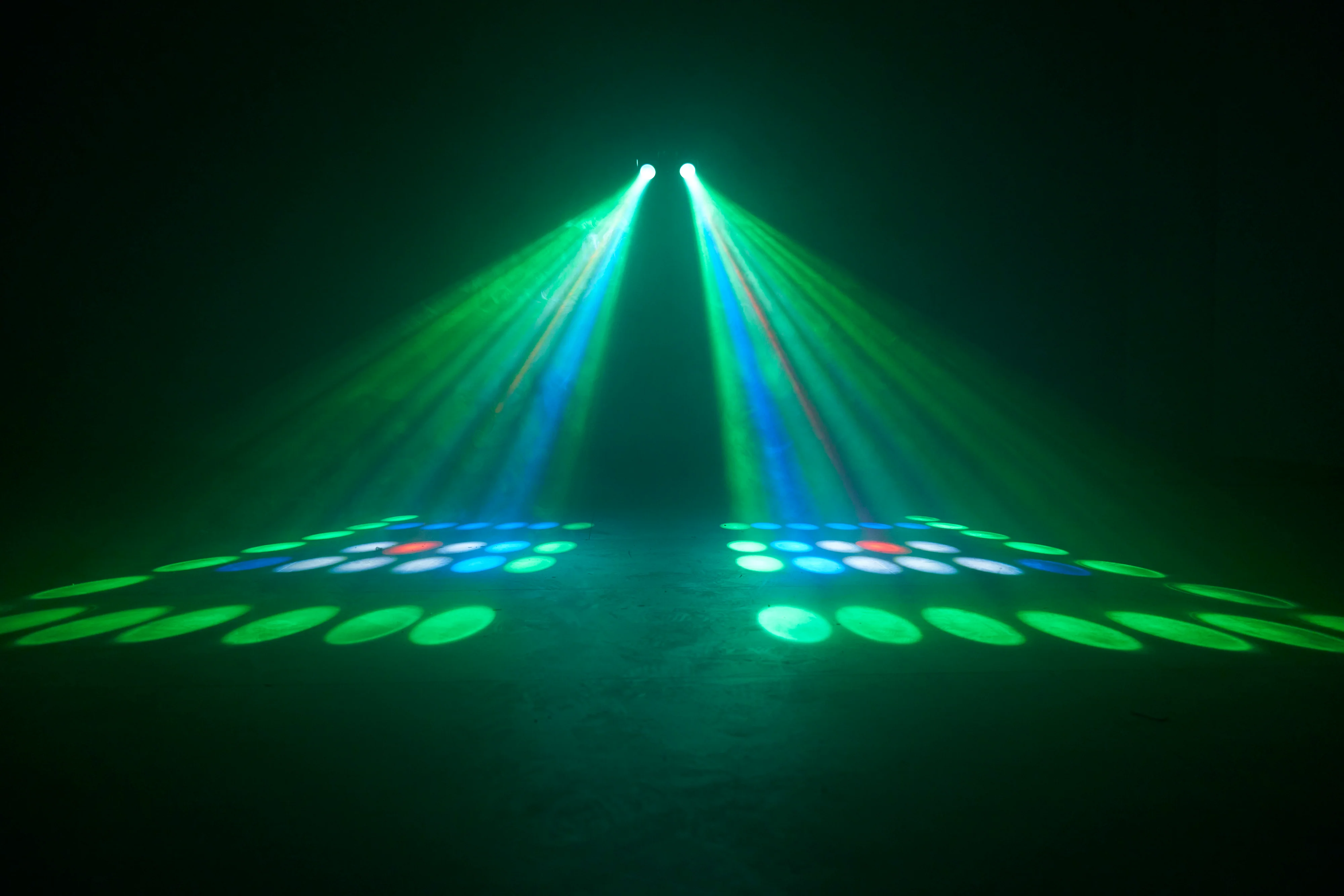 Lenco LFM-110BK - Jeu de lumière à double matrice et machine à fumée - Image 12