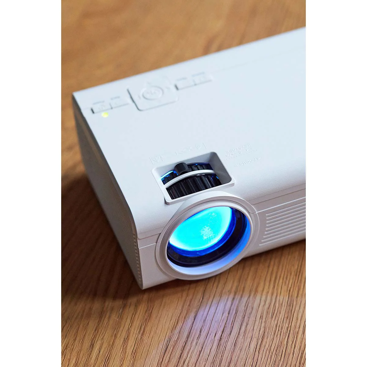 Lenco LPJ-280WH - Video projecteur LCD haute résolution, supporte le contenu Full HD 1080P - Blanc - Image 12