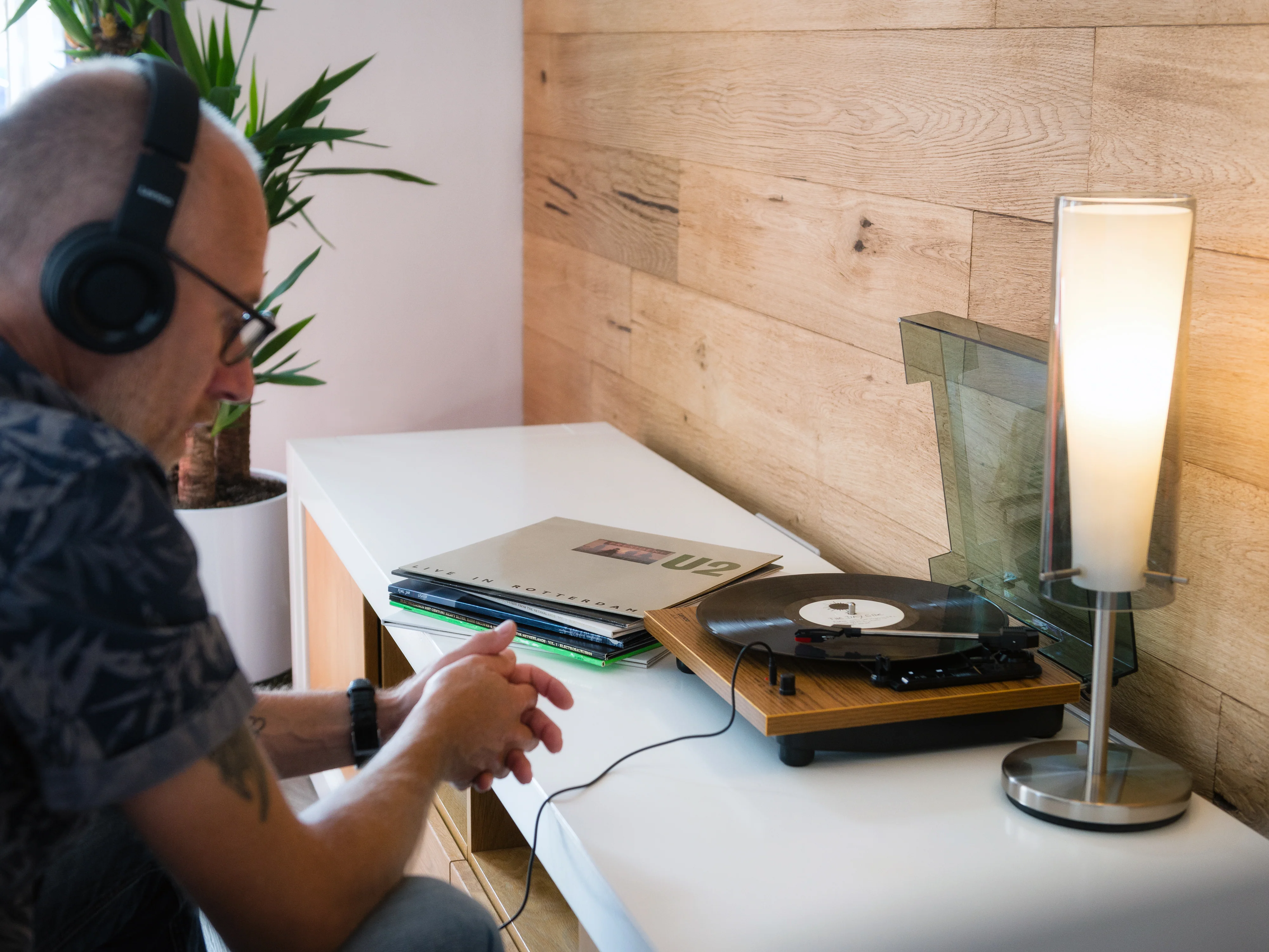 Lenco LS-10WD - Platine avec haut-parleurs intégrés - Bois - Image 17