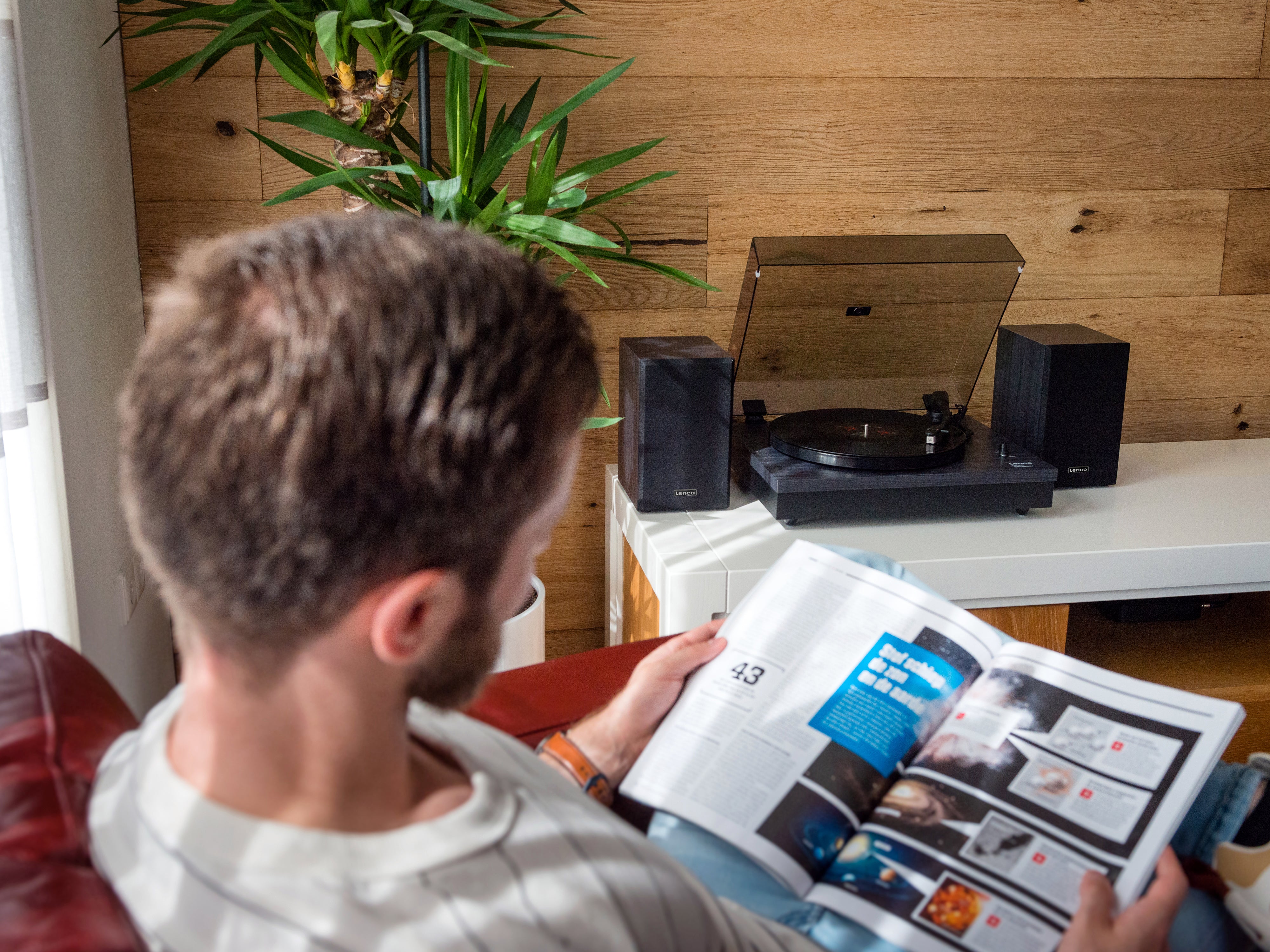 Lenco LS-300BK - Platine avec Bluetooth® et deux haut-parleurs externes - Noir - Image 19