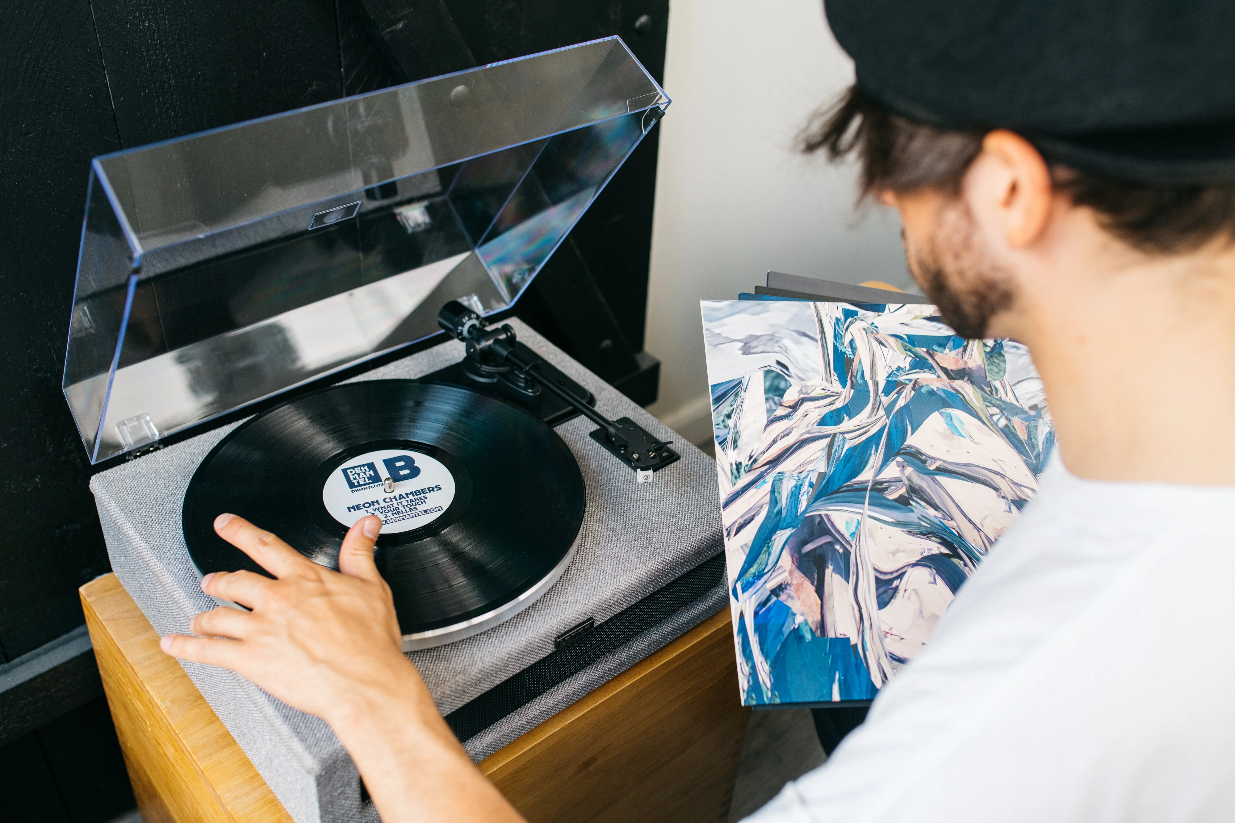 Lenco LS-440GY - Platine vinyle avec 4 haut-parleurs incorporés - Tissu - Gris - Image 24