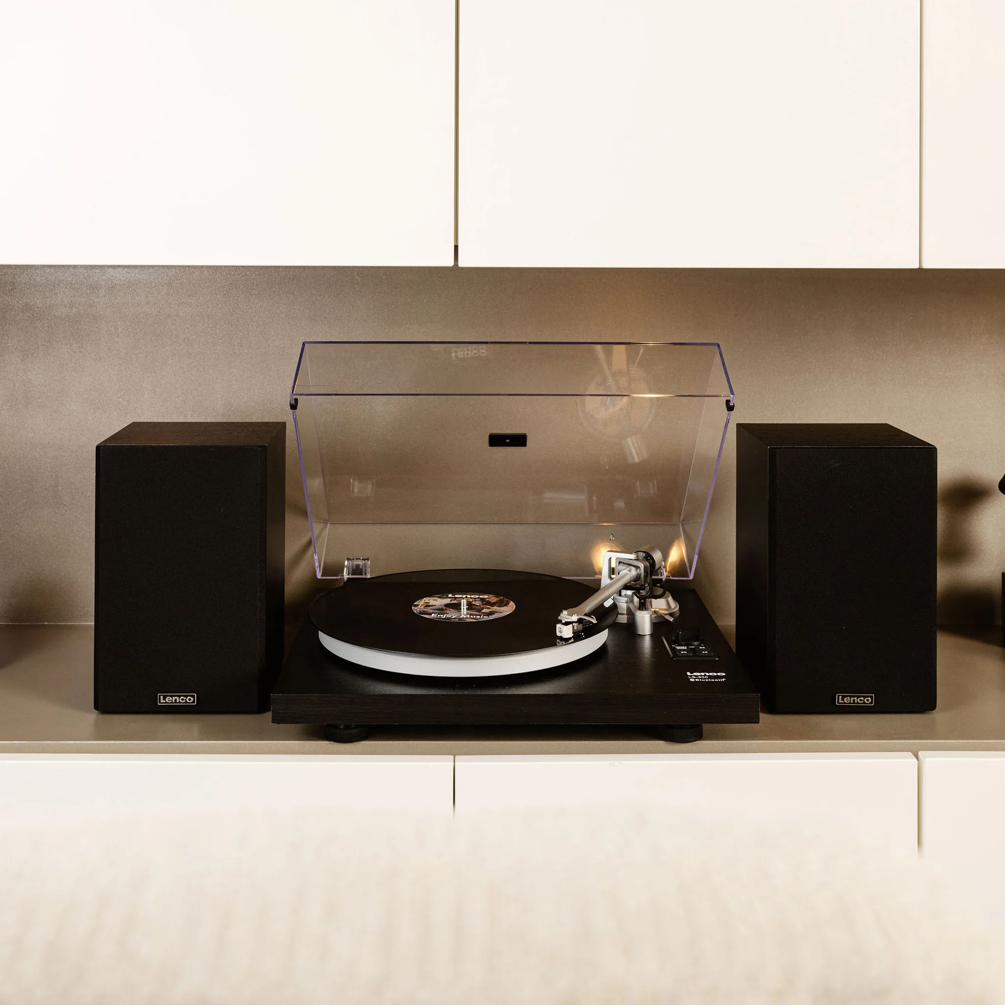 Lenco LS-500BK - Platine avec amplificateur intégré, Bluetooth® et deux enceintes externes - Noir - Image 14