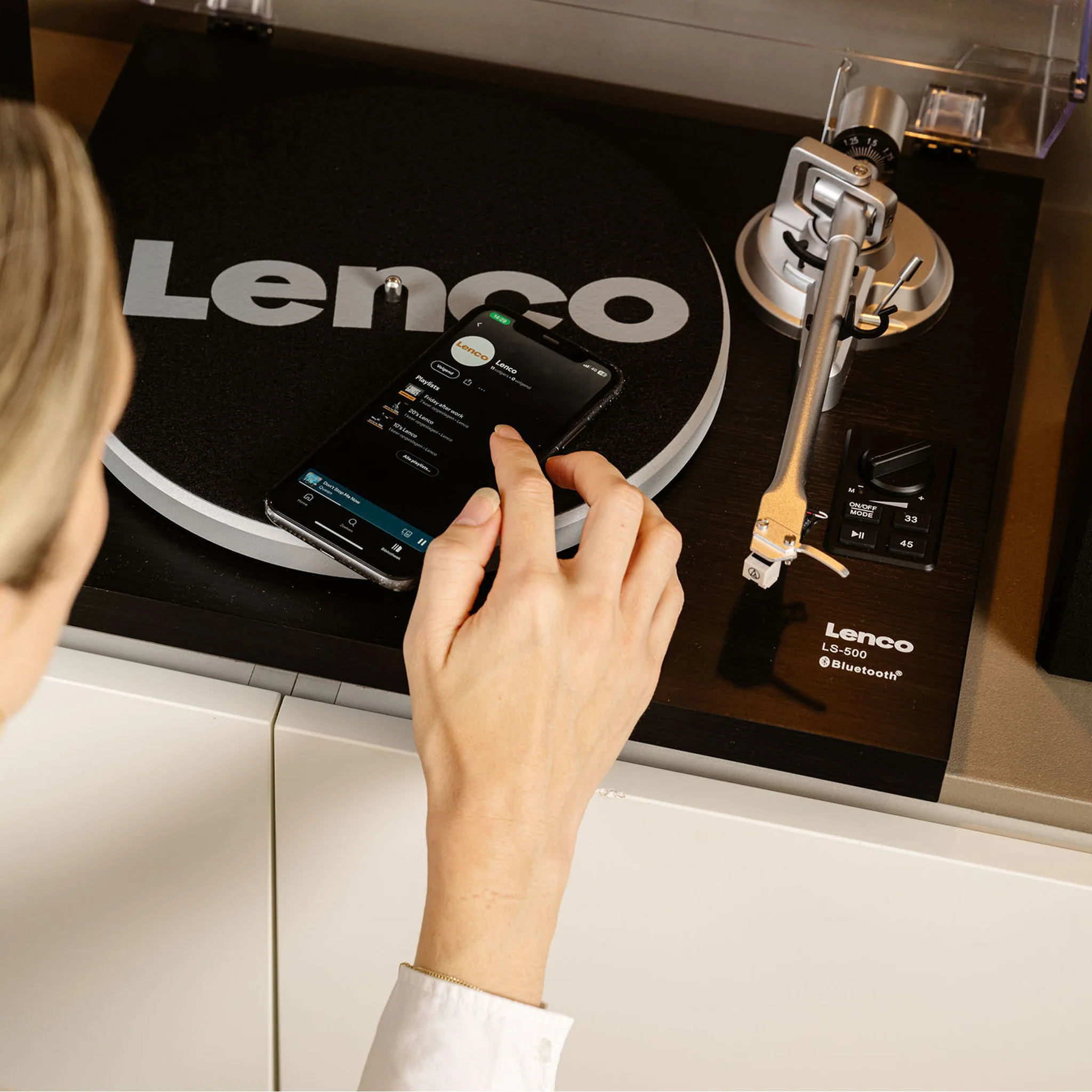 Lenco LS-500BK - Platine avec amplificateur intégré, Bluetooth® et deux enceintes externes - Noir - Image 16