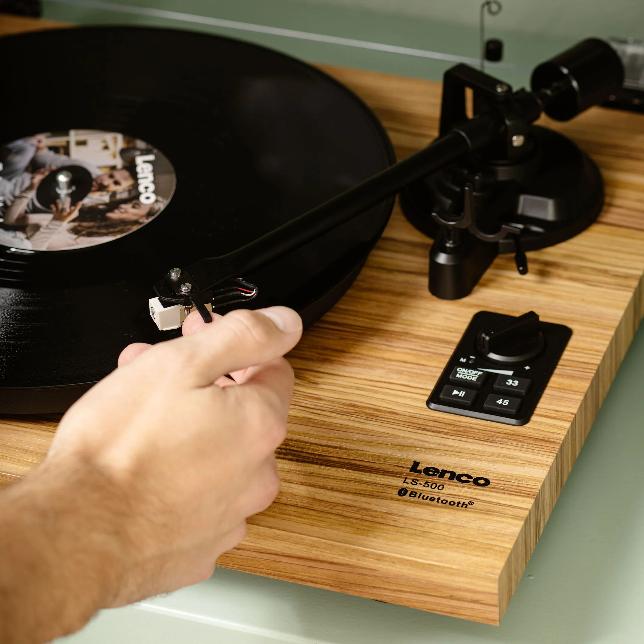 Lenco LS-500OK - Platine avec amplificateur intégré, Bluetooth® et deux enceintes externes - Bois - Image 16