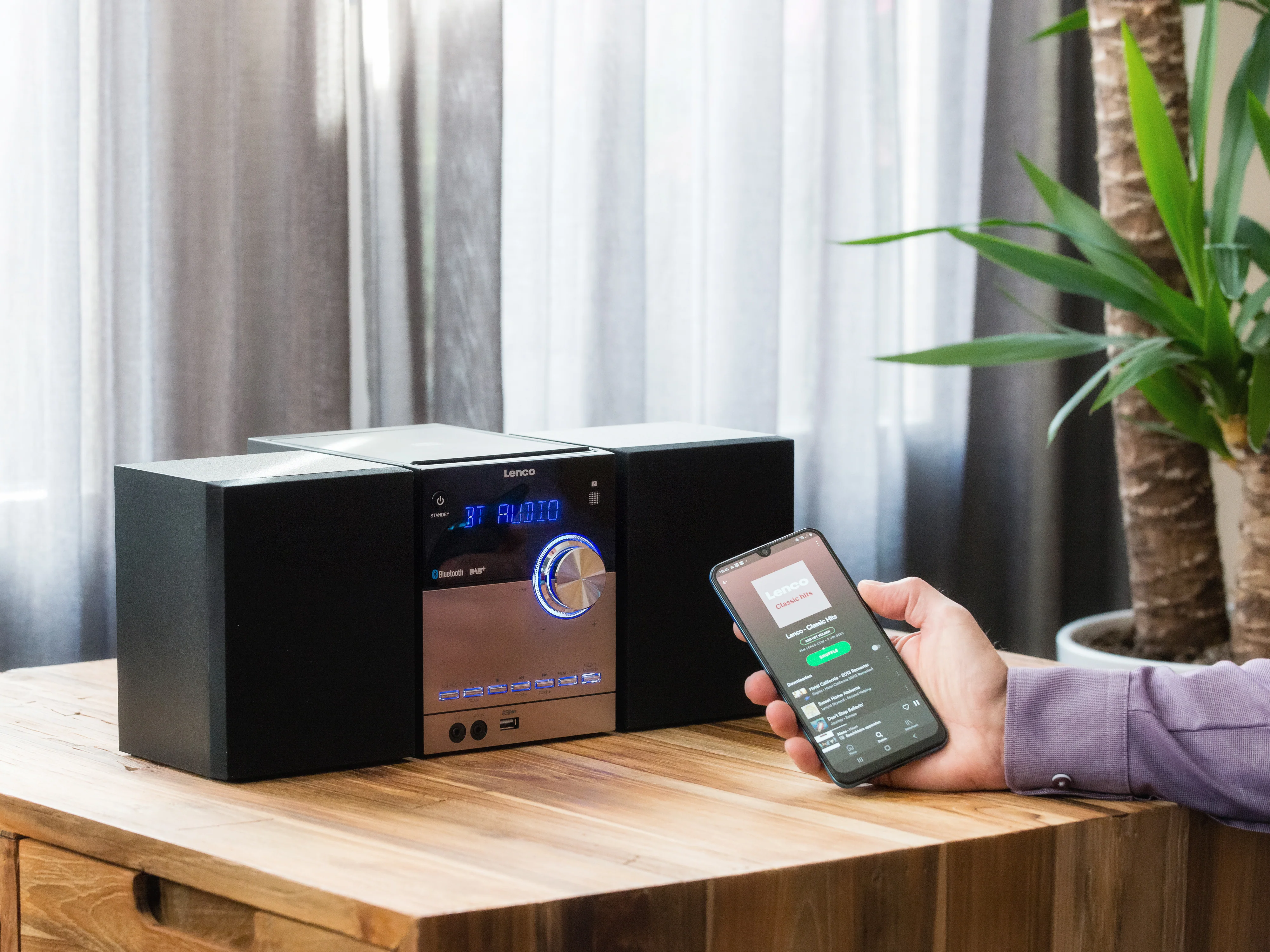 Lenco MC-150 - Chaîne stéréo avec radio DAB+/FM, lecteur CD, connexion Bluetooth® et prise USB - Noir - Image 20