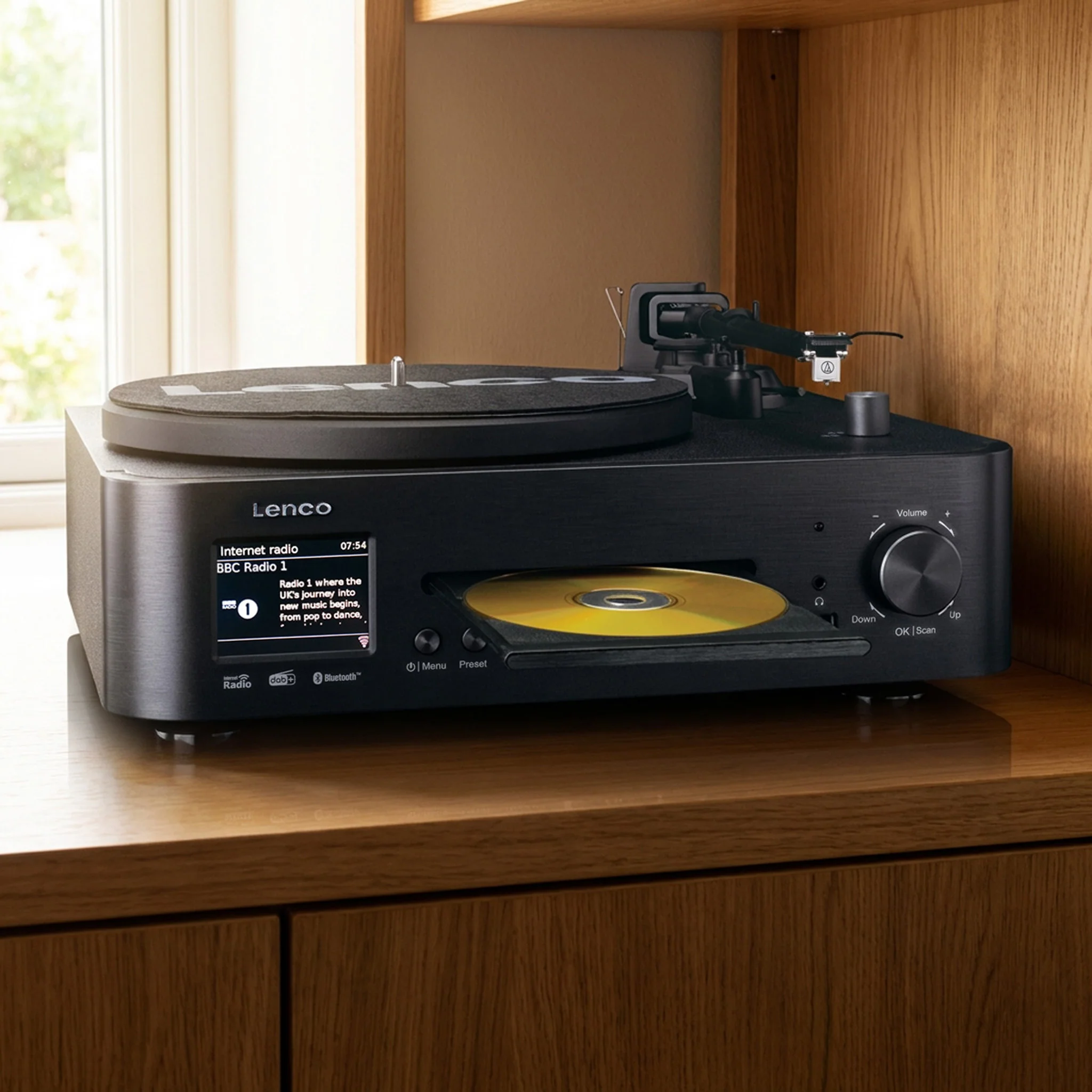 Lenco MC-760BK - Chaîne hi-fi avec platine vinyle et haut-parleurs - Radio Internet, DAB+, FM, Bluetooth®, lecteur CD/MP3 - Noir - Image 16