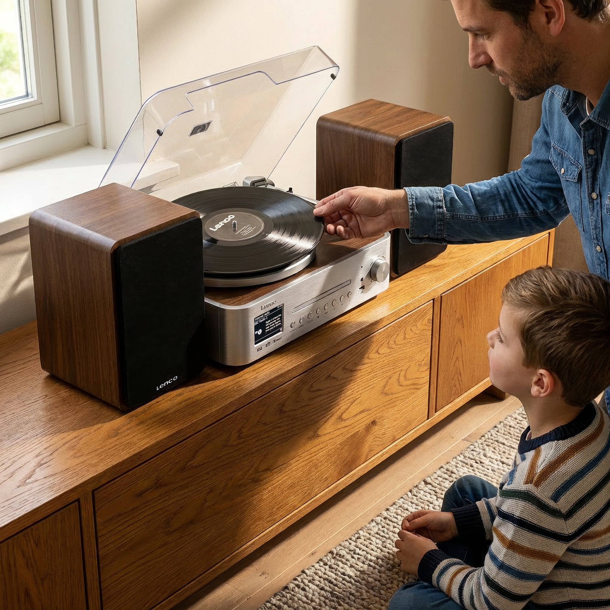 LENCO MC-860WDSI - Chaîne hi-fi avec platine vinyle et enceintes - Radio Internet, DAB+, FM, Bluetooth®, lecteur CD/MP3 - Bois/argent - Image 17