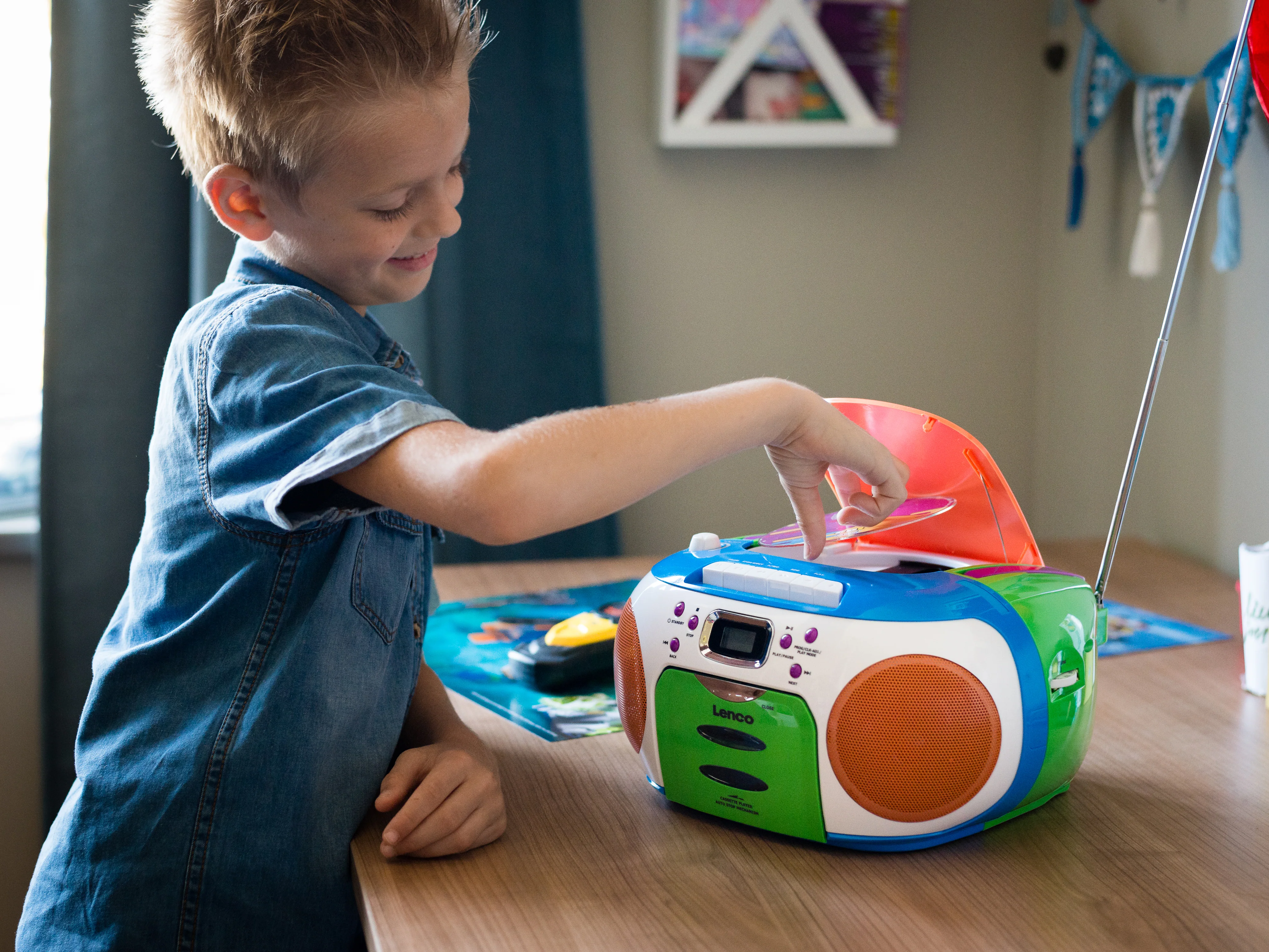 Lenco SCD-971 - Radio portable Lecteur CD et cassette enfants - Multi couleur - Image 11